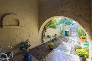 Photo #5: 6313310 Listing