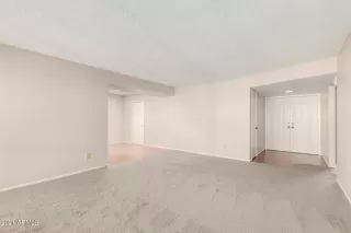 Photo #6: 6313418 Listing