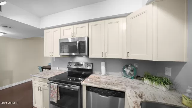 MLS: 6313479 Condo For Sale