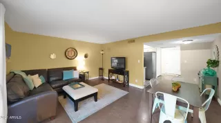 Photo #5: 6313479 Listing