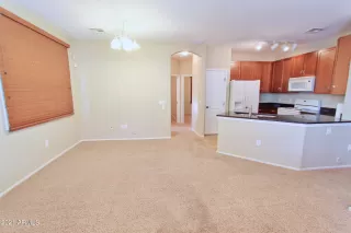 Photo #2: 6313558 Listing