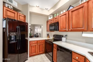 Photo #3: 6313640 Listing 