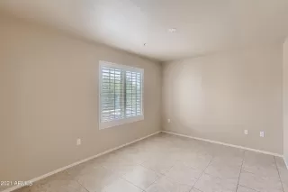 Photo #4: 6313696 Listing