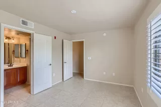 Photo #6: 6313696 Listing