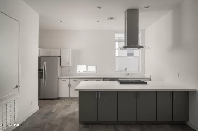 MLS: 6313702 Condo For Sale