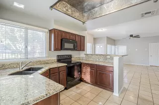 Photo #2: 6313917 Listing