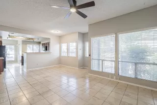 Photo #6: 6313917 Listing