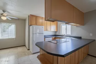 Photo #4: 6313921 Listing