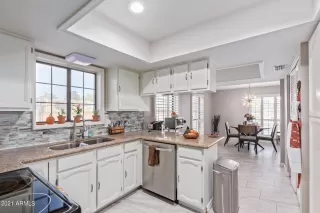 Photo #3: 6313996 Listing