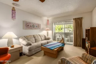 Photo #3: 6314039 Listing