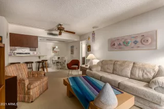 Photo #6: 6314039 Listing