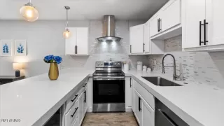 Photo #6: 6314331 Listing 