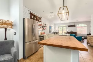 Photo #2: 6314409 Listing 