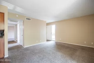 Photo #4: 6314567 Listing