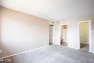 Photo #6: 6314567 Listing