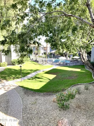 Photo #4: 6314857 Listing