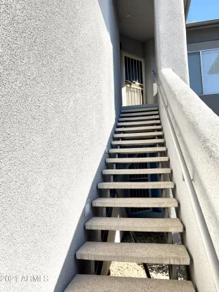 Photo #5: 6314857 Listing