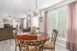 Photo #6: 6315070 Listing 