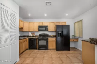 Photo #6: 6315093 Listing