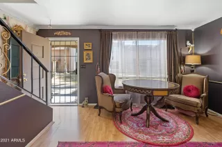 Photo #5: 6315168 Listing