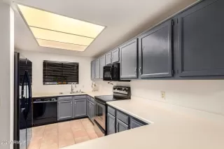 Photo #6: 6315199 Listing