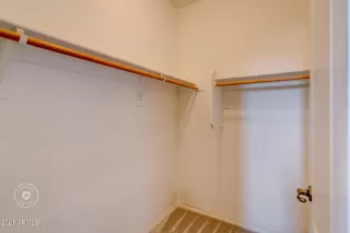 Photo #5: 6315408 Listing