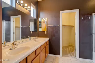 Photo #6: 6315408 Listing