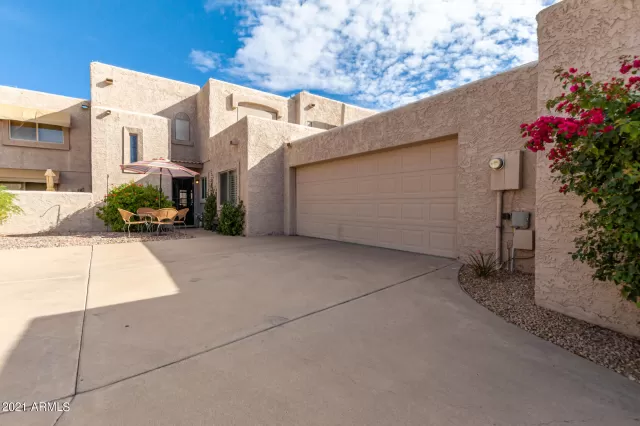 MLS: 6315452 Condo For Sale