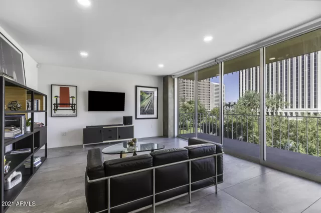 MLS: 6315461 Condo For Sale