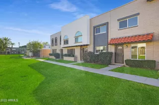 Photo #2: 6315484 Listing