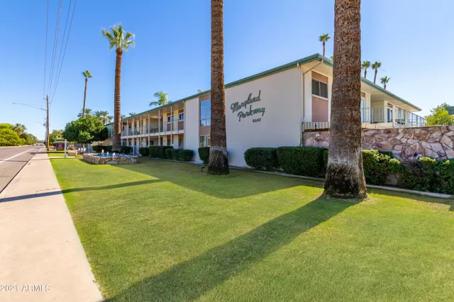 MLS: 6315833 Condo For Sale