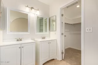 Photo #3: 6315898 Listing