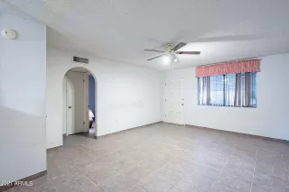 Photo #3: 6315969 Listing