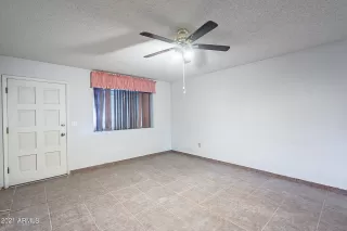 Photo #4: 6315969 Listing