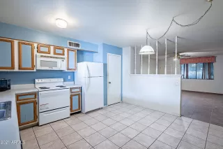 Photo #5: 6315969 Listing