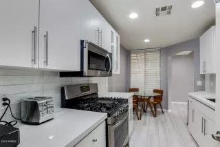 Photo #3: 6316087 Listing