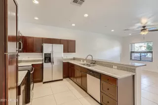 Photo #5: 6316187 Listing 