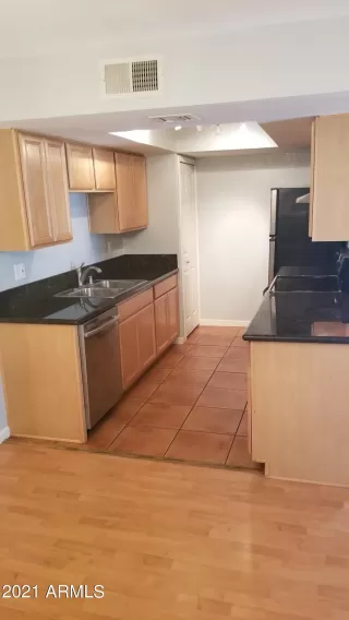 Photo #2: 6316317 Listing 