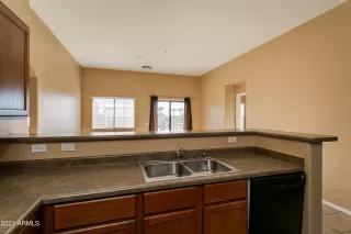 Photo #6: 6316377 Listing