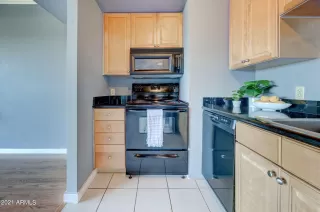 Photo #5: 6316565 Listing