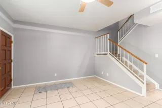 Photo #3: 6316588 Listing