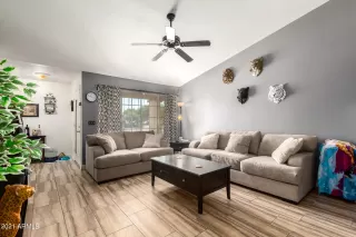 Photo #5: 6316666 Listing 