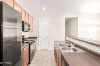 Photo #6: 6316681 Listing