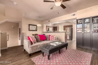 Photo #2: 6316868 Listing