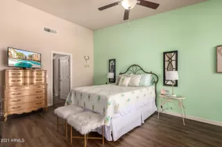 Photo #4: 6316868 Listing