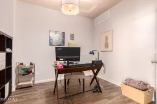 Photo #5: 6316868 Listing