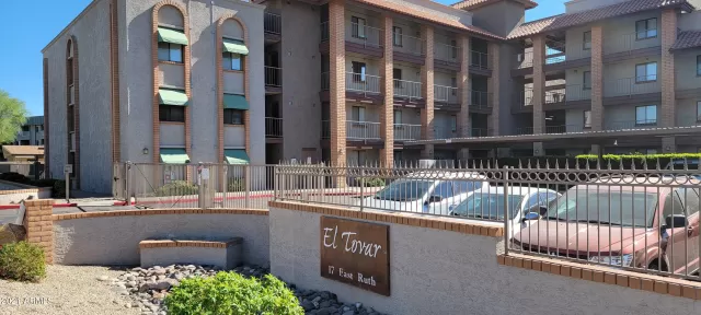 MLS: 6316902 Condo For Sale