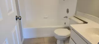 Photo #5: 6316902 Listing