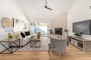 Photo #4: 6316905 Listing