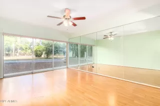 Photo #3: 6316929 Listing 